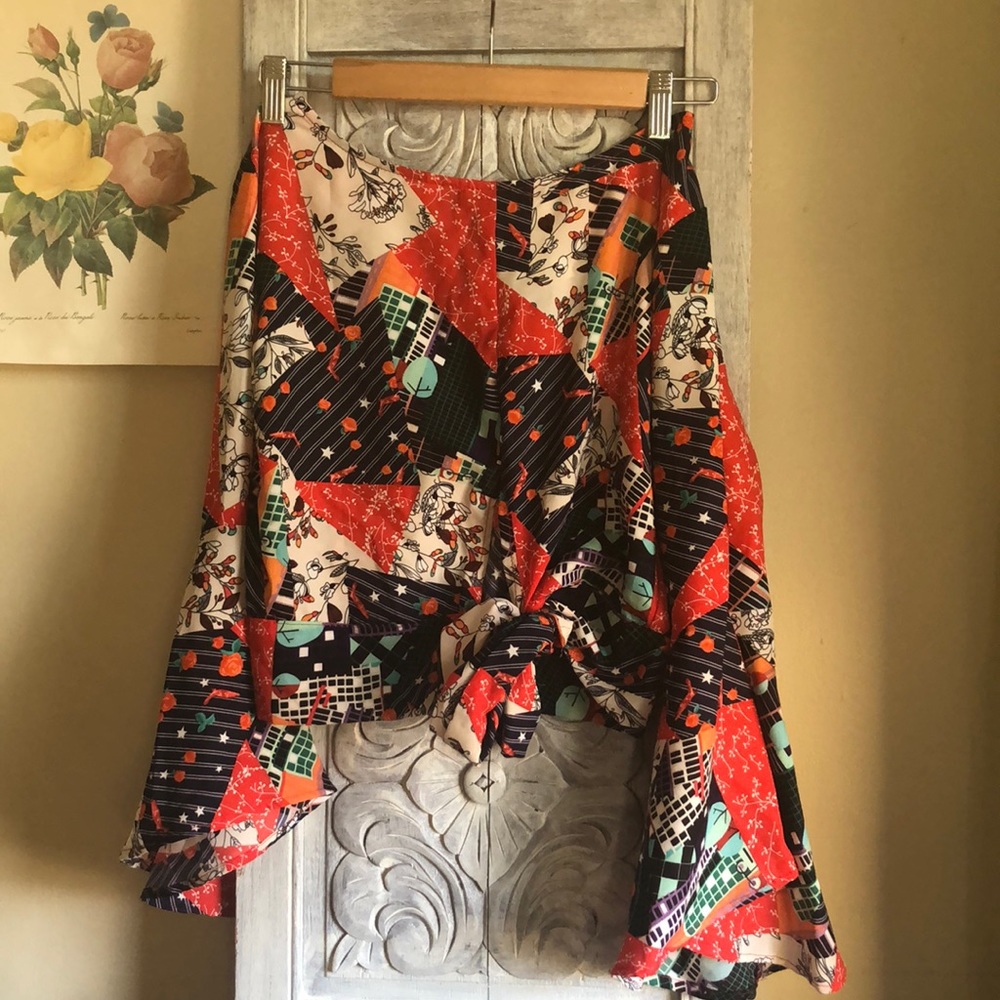fun blouse